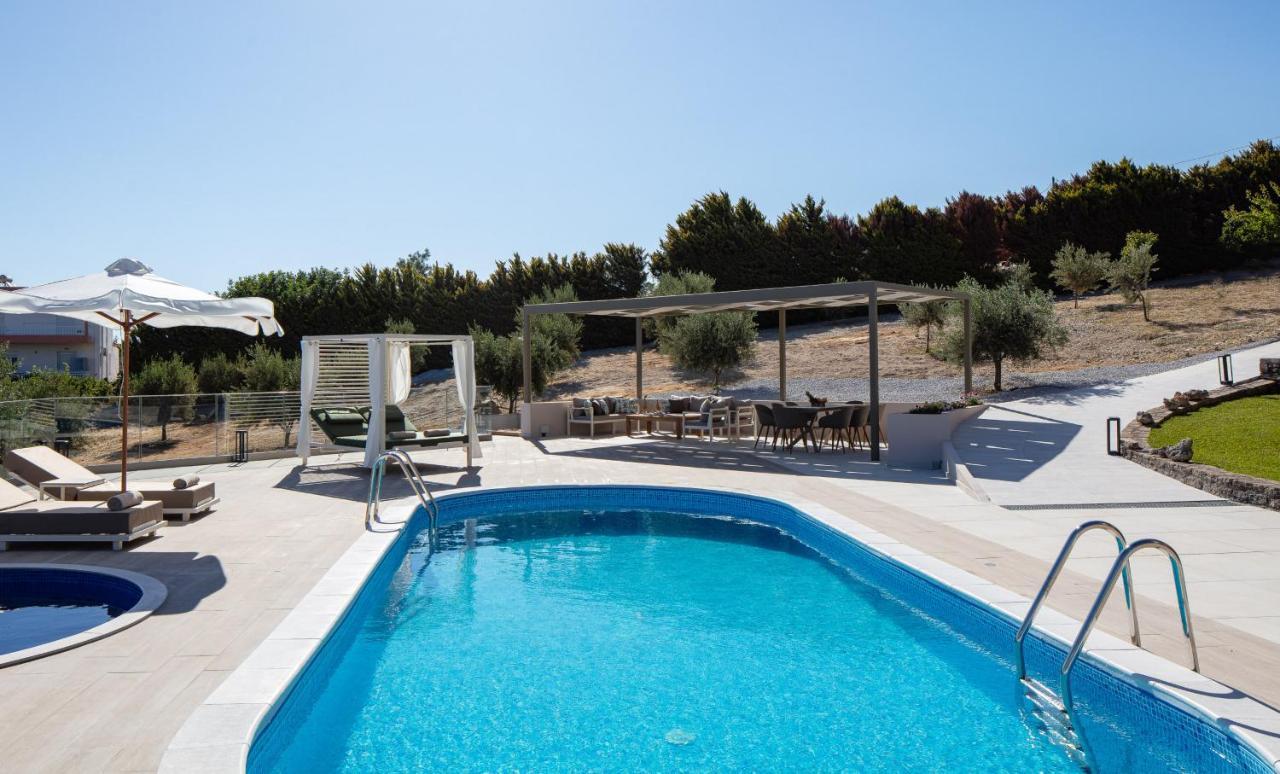 Villa Natura - With Private Heated Pool Tria Monastiria Bagian luar foto