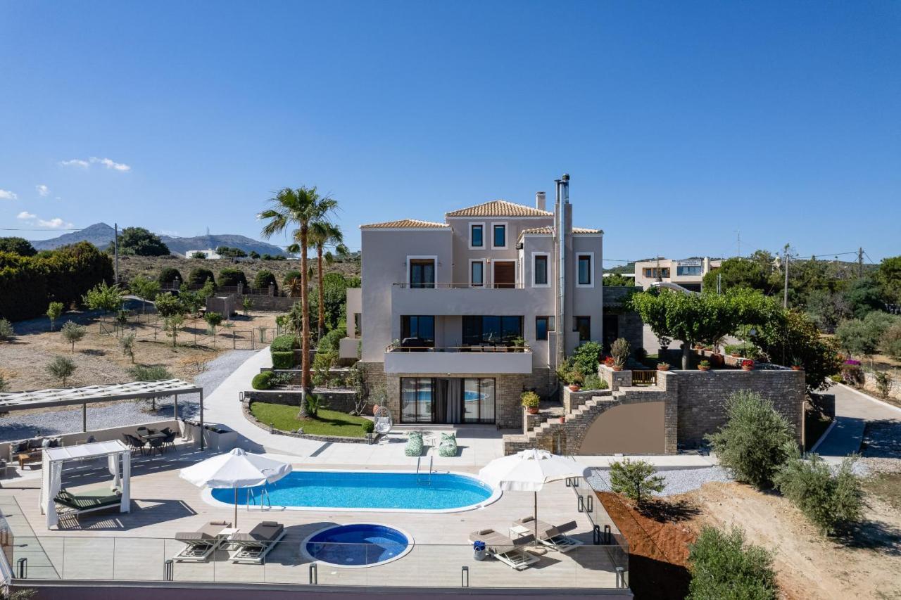 Villa Natura - With Private Heated Pool Tria Monastiria Bagian luar foto