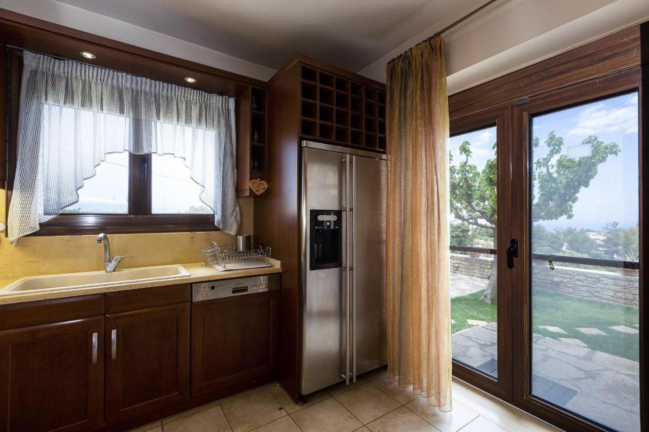 Villa Natura - With Private Heated Pool Tria Monastiria Bagian luar foto