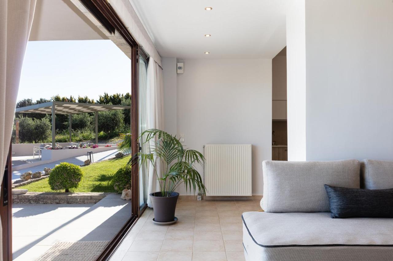 Villa Natura - With Private Heated Pool Tria Monastiria Bagian luar foto