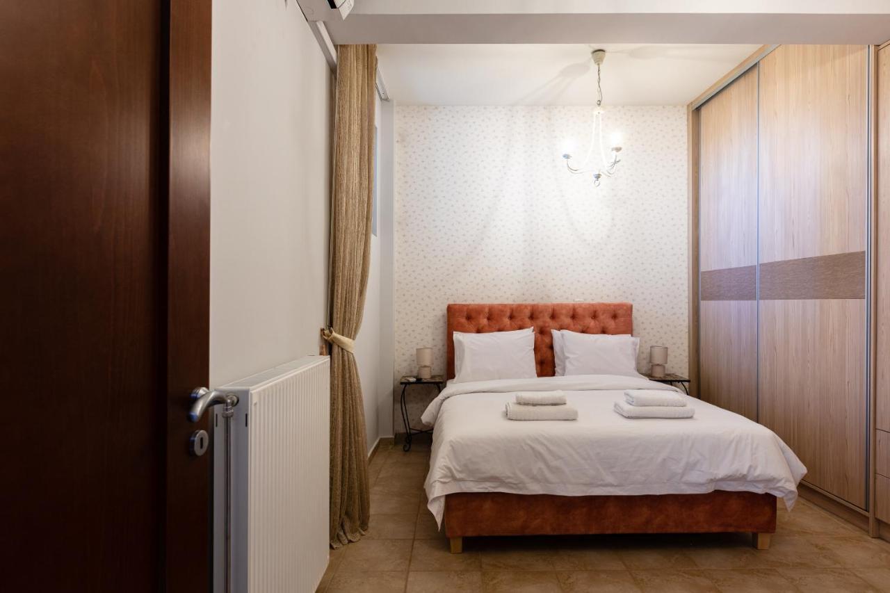 Villa Natura - With Private Heated Pool Tria Monastiria Bagian luar foto